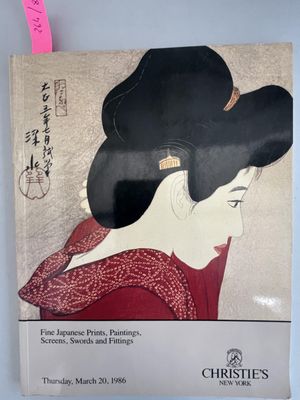 une image représentant un livre sur lequel figure une femme en robe rouge