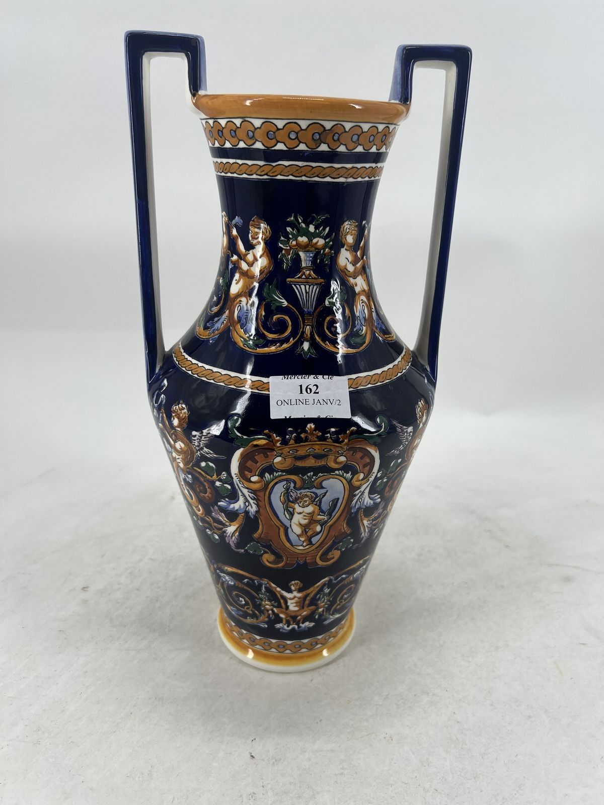 Objets d'art & Curiosités