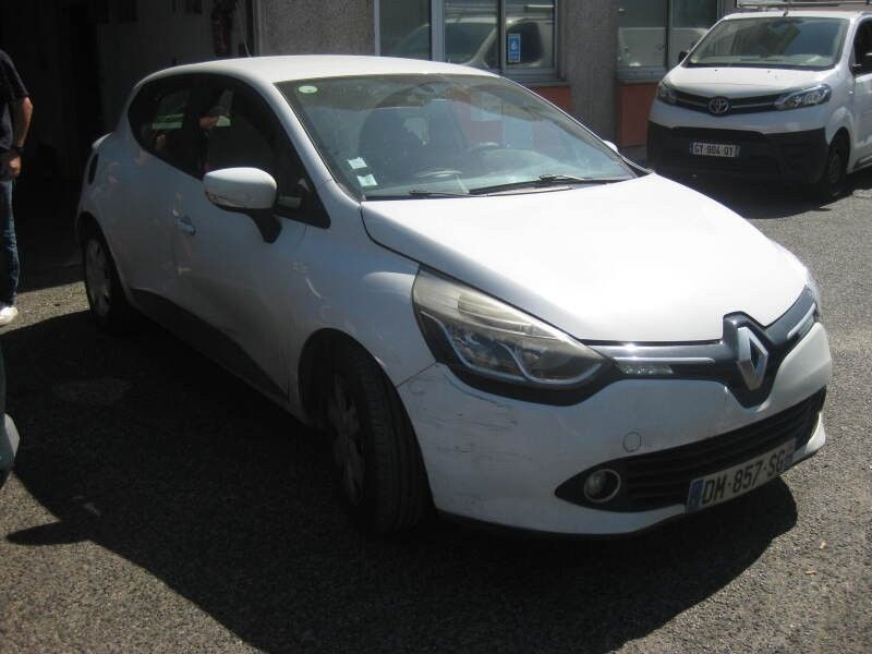 RENAULT CLIO SOCIETE - Genre : CTTE - Carrosserie : DERIV VP…