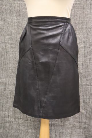 Jupe en cuir taille 34 /36