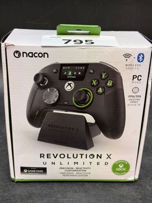 La boîte de la manette Xbox est ouverte et prête à l'emploi.