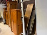 an image of a room with a lot of furniture in it