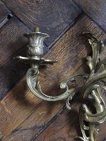 DEUX PAIRES D'APPLIQUES à deux bras de lumière en bronze et … (photo 6)