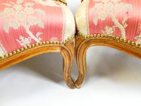 Paire de fauteuils Louis XV, dossiers plats à la reine, en h… (photo 2)