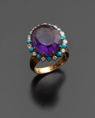 une bague en améthorate, turquoise et diamants