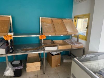 1 présentoir à crustacés en inox - 2 modules de 2m50 avec un…
