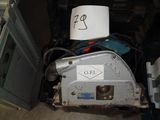 l'image d'une machine installée dans une pièce