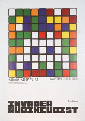 une image représentant une affiche de musée sur laquelle figurent des carrés colorés