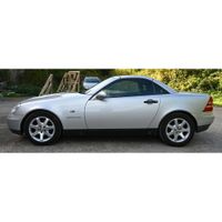 MERCEDES BENZ SLK 230. 1ère date d’immatriculation le 10. (photo 2)