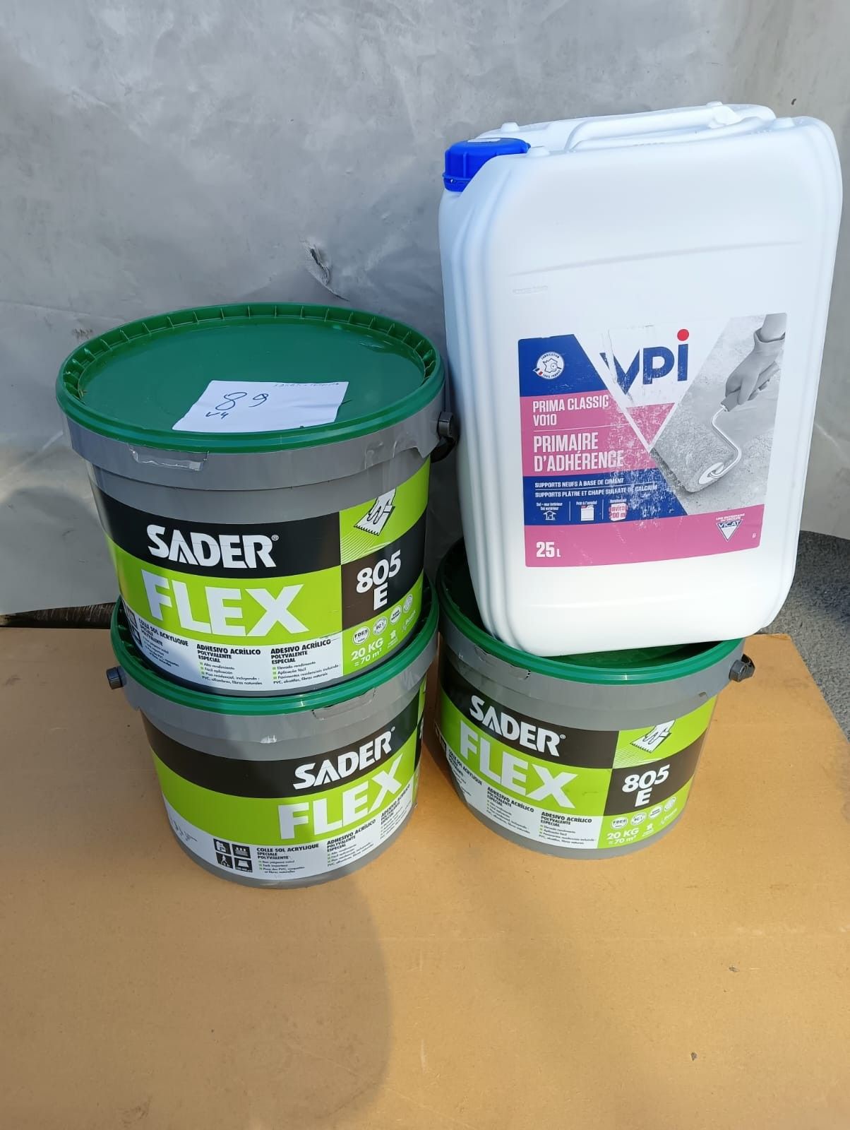 Lot de 4 produits comprenant 3 seaux de colle acrylique poly…