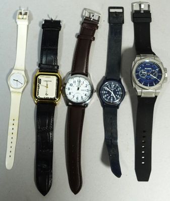 Lot de 5 montres en l'état