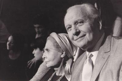 Photographe inconnu. Louis Aragon et Elsa Triolet en 1966.