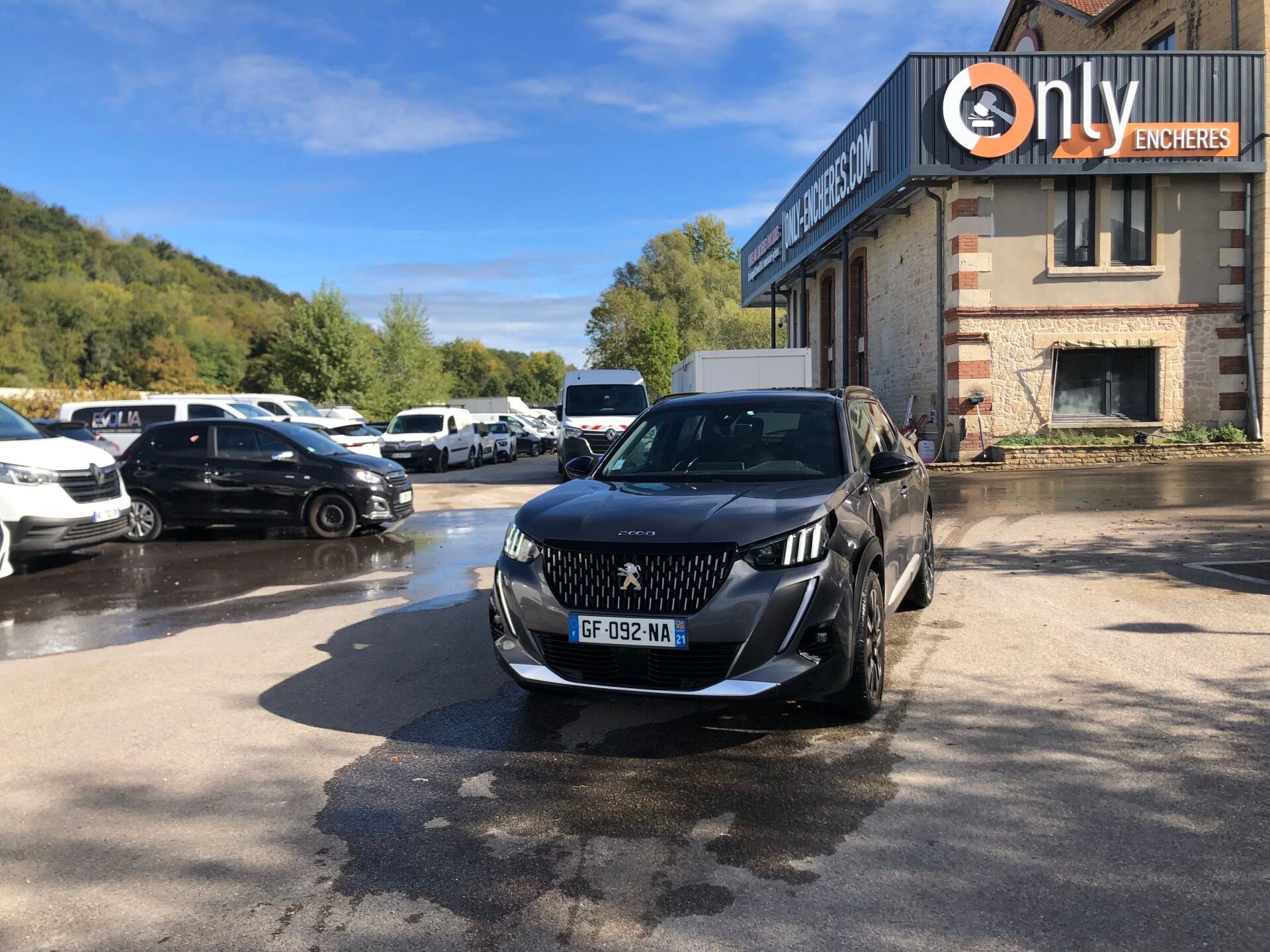 PEUGEOT 2008 PureTech 130 S&S EAT8 GT PACK - Genre : VP - Ca…
