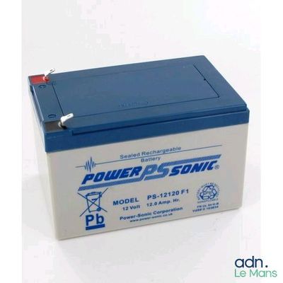 une batterie bleue et blanche sur fond blanc