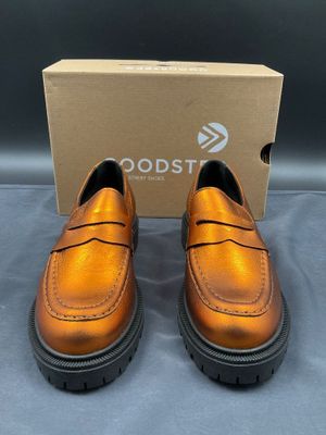 GOODSTEP, taille 37, modèle Belusa, mocassins en cuir orange…
