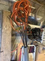 Un kit de ramonage comprenant des canes, des hérissons et un… (photo 2)