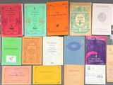 a lot of books that are on the wall