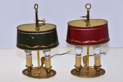 DEUX LAMPES modèle bouillotte en bronze, électrifiées. - Photo 1