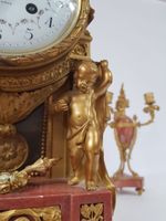 Garniture de cheminée en bronze doré et marbre rose, composé… (photo 3)
