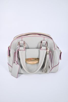 Lancel Modèle Adjani Sac à main en cuir gris à surpiqure ros…