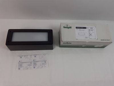 FUMAGALLI - Cette applique murale extérieure de forme rectan…