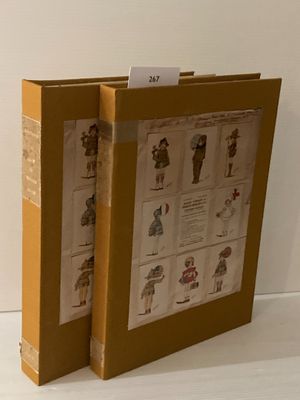 deux boîtes sur lesquelles figurent des photos de personnes