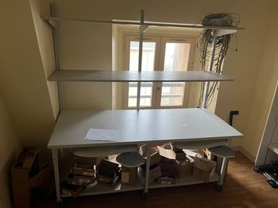 Table roulante avec gradin 2 niveaux. Haut. 191, Larg. 180, …