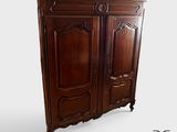 une image représentant une armoire en bois avec trois portes de chaque côté