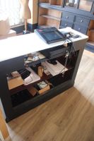 Comptoir en bois mouluré, sculpté et laqué noir, sur plinthe (photo 4)