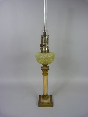 Importante lampe à huile, bassin en verre peint de fleurs ty…
