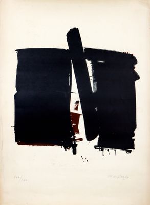 l'image d'une peinture noire et rouge sur un mur blanc