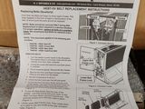 Les instructions se trouvent dans la boîte du four à installer