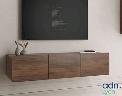 a picture of a tv mounted on a wall in a living room