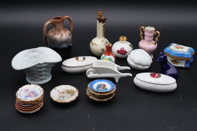 Fontanille et Maraud : lot de miniatures : petites assiettes joue...