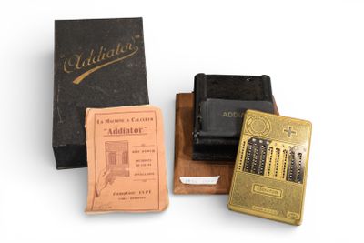 Machine à calculer ADDIATOR - Photo 1