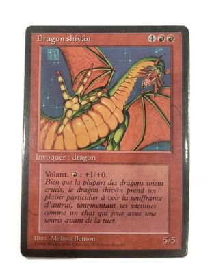 un gros plan d'une carte sur laquelle figure un dragon