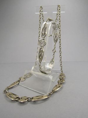 Demi parure en argent 800/1000, poinçon crabe, comprenant un collier e - Photo 1