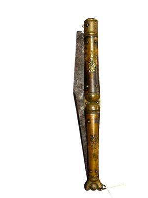 Couteau pliant Monture en laiton, à plaquettes de corne faço…
