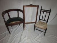 Lot comprenant une chaise chauffeuse en bois noirci et tourn… (photo 2)