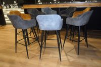 LOT : 8 chaises hautes, assises velours de différentes coule… (photo 2)