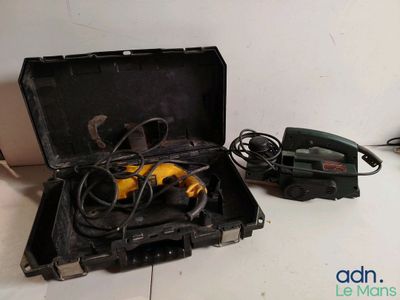 a tool in a case with a cord in it