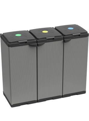 trois poubelles grises avec trois couvercles de couleurs différentes