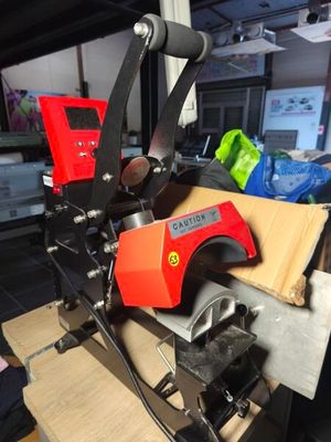 a machine that is sitting on top of a table