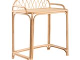 une photo d'une table d'appoint de style rotin avec une structure en bois