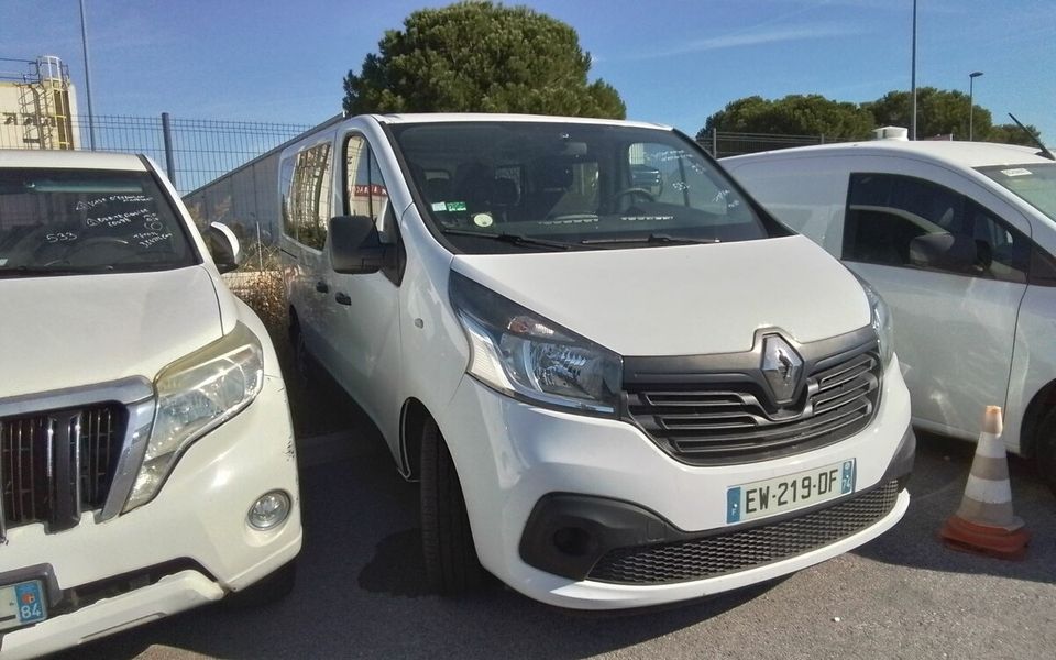 RENAULT TRAFIC COMBI L1 DCI125 ZEN 6PL.
