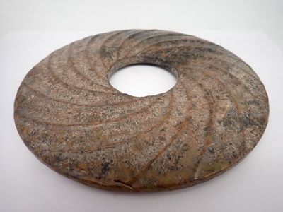 ASIE Disque Bi, en pierre dure, diam 18 cm - Photo 1