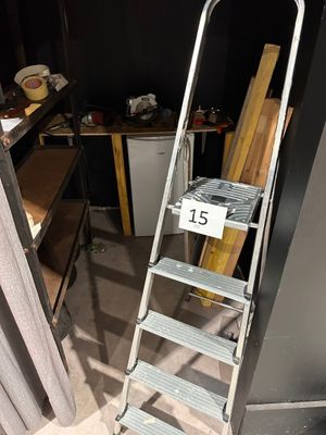 escabeau aluminium 5 marches - Photo 1