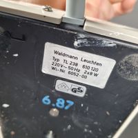 WALDMANN LEUCHTEN. Lampe de bureau en métal chromé et plasti… (photo 3)