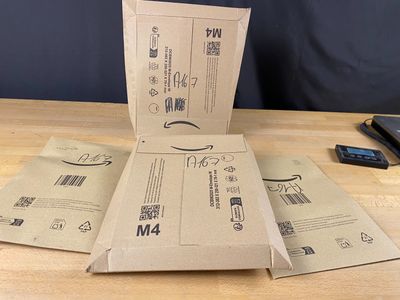 Lot de 4 colis Mystère (Retour Amazon,NPAI ,Adresse incomplè…