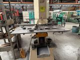 a machine that is sitting in the middle of a room